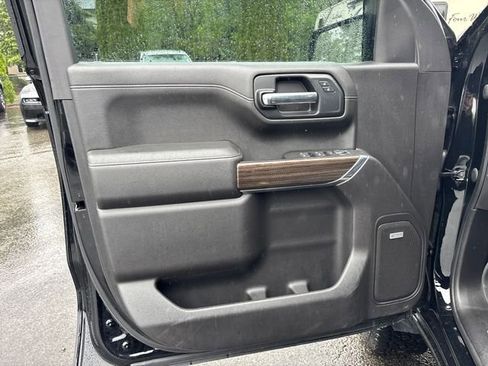 Used 2020 Chevrolet Silverado 1500 LT Trail Boss AWD/4WD image 26