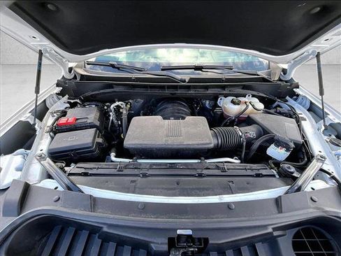 Used 2024 GMC Yukon XL Denali w/ Advanced Technology Package image 11