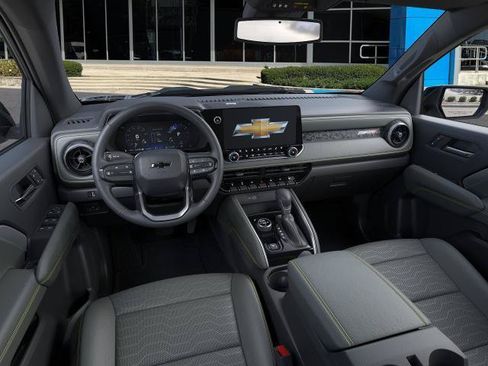 New 2026 Chevrolet Colorado ZR2 w/ Technology Package AWD/4WD image 15