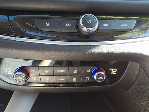 Used 2023 Buick Enclave Avenir w/ Avenir Technology Package image 23