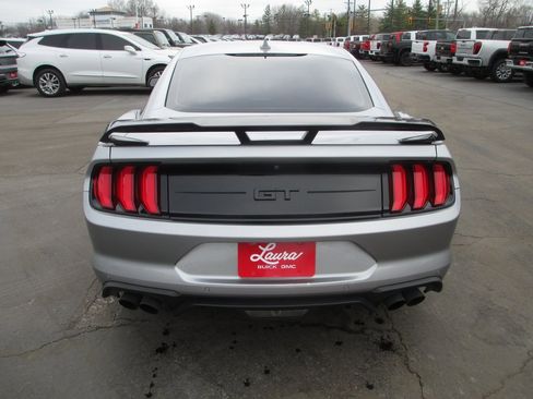 Used 2021 Ford Mustang GT Premium w/ Equipment Group 401A image 6
