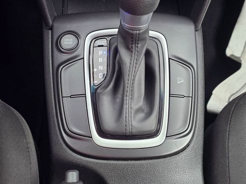 Used 2021 Hyundai Kona SE FWD image 19