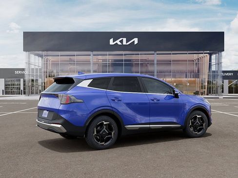 New 2026 Kia Sportage EX FWD image 6