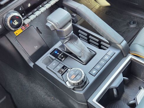 Used 2024 Toyota Tacoma 4x4 Double Cab Hybrid image 20