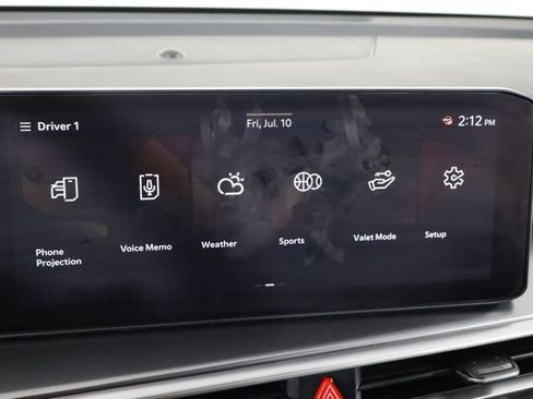 Certified 2025 Kia Sorento S w/ Panoramic Sunroof Package FWD image 35
