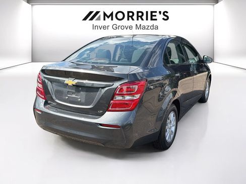 Used 2019 Chevrolet Sonic LT w/ Convenience Package FWD image 5