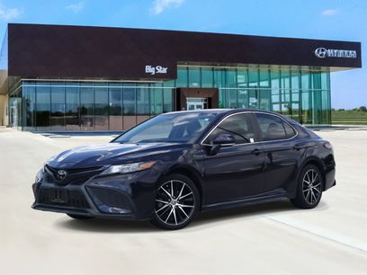 Used 2022 Toyota Camry SE