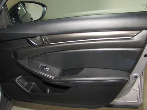 Certified 2022 Honda Accord Sport image 20