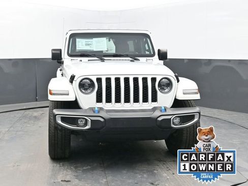 Used 2023 Jeep Wrangler Unlimited Sahara w/ Cold Weather Group image 10