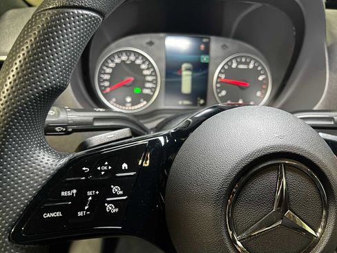 Used 2025 Mercedes-Benz Sprinter 2500 image 26