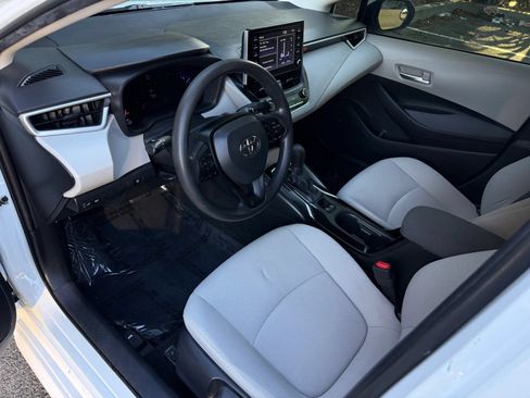 Used 2020 Toyota Corolla LE w/ Carpet Mat Package (TMS) FWD image 22