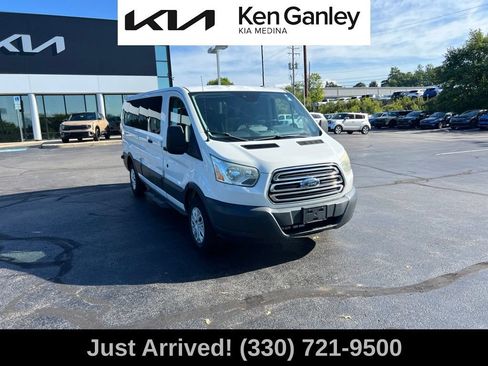 Used 2015 Ford Transit 350 XLT RWD image 3