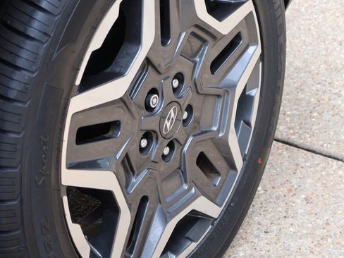 Used 2021 Hyundai Santa Fe Limited image 42