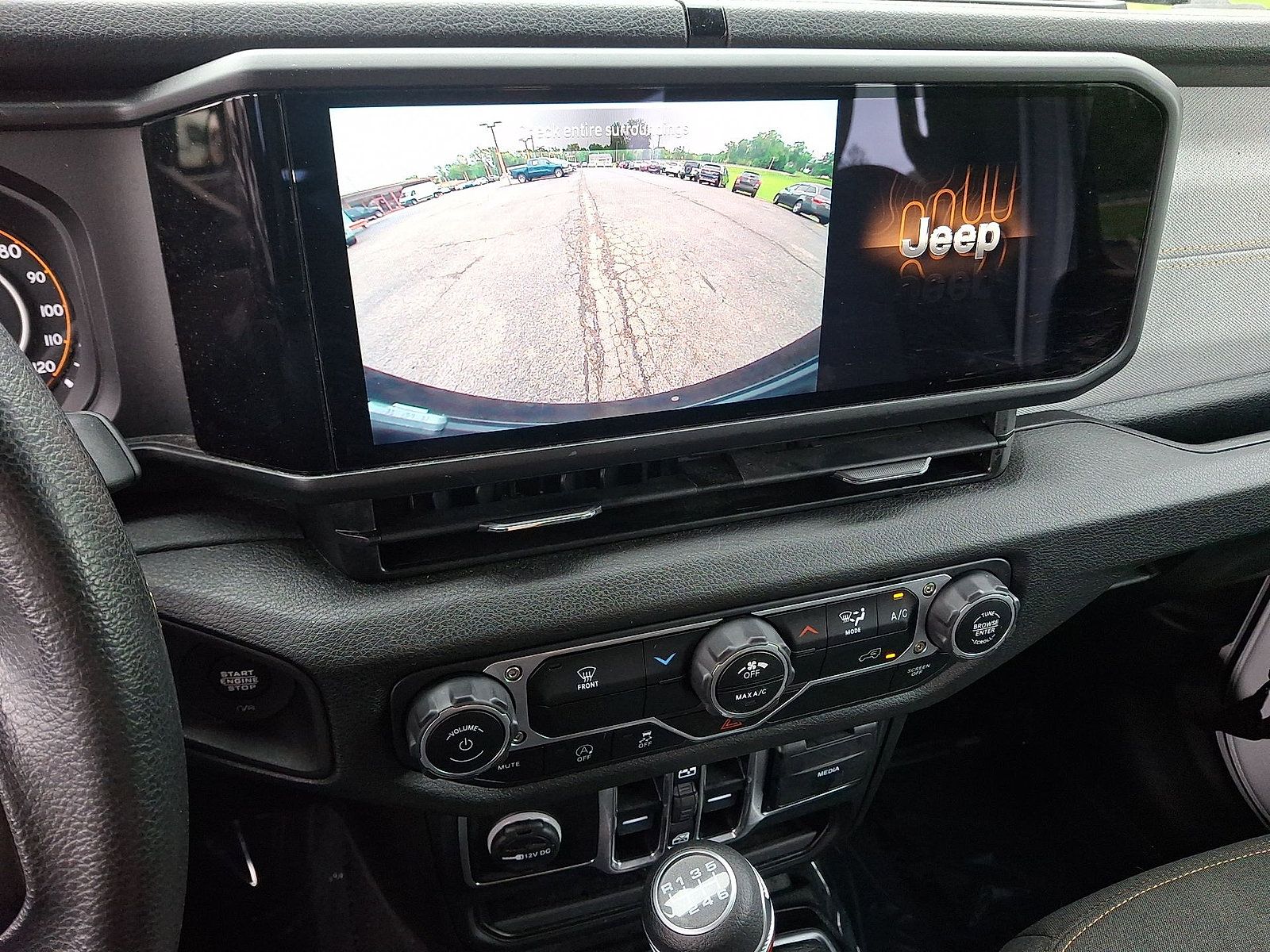 Used 2025 Jeep Wrangler Unlimited Sport AWD/4WD image 15