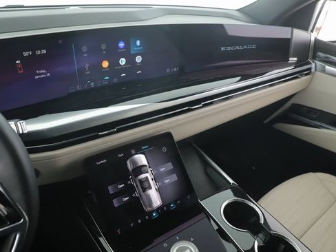 Used 2025 Cadillac Escalade Sport w/ Touring Package image 27