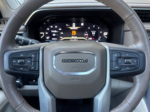Used 2022 GMC Yukon XL Denali w/ Max Trailering Package AWD/4WD image 24