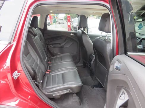 Used 2017 Ford Escape Titanium AWD/4WD image 21