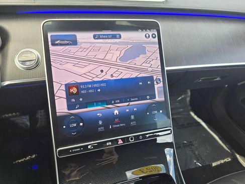 Used 2023 Mercedes-Benz S 500 4MATIC w/ AMG Line image 29