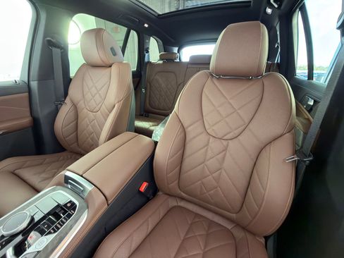 Used 2026 BMW X5 sDrive40i w/ Premium Package image 21