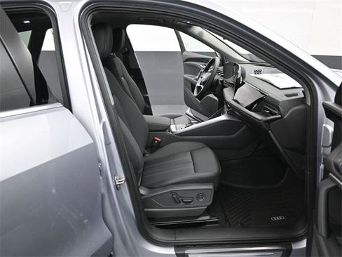 New 2025 Audi Q5 Premium Plus image 14