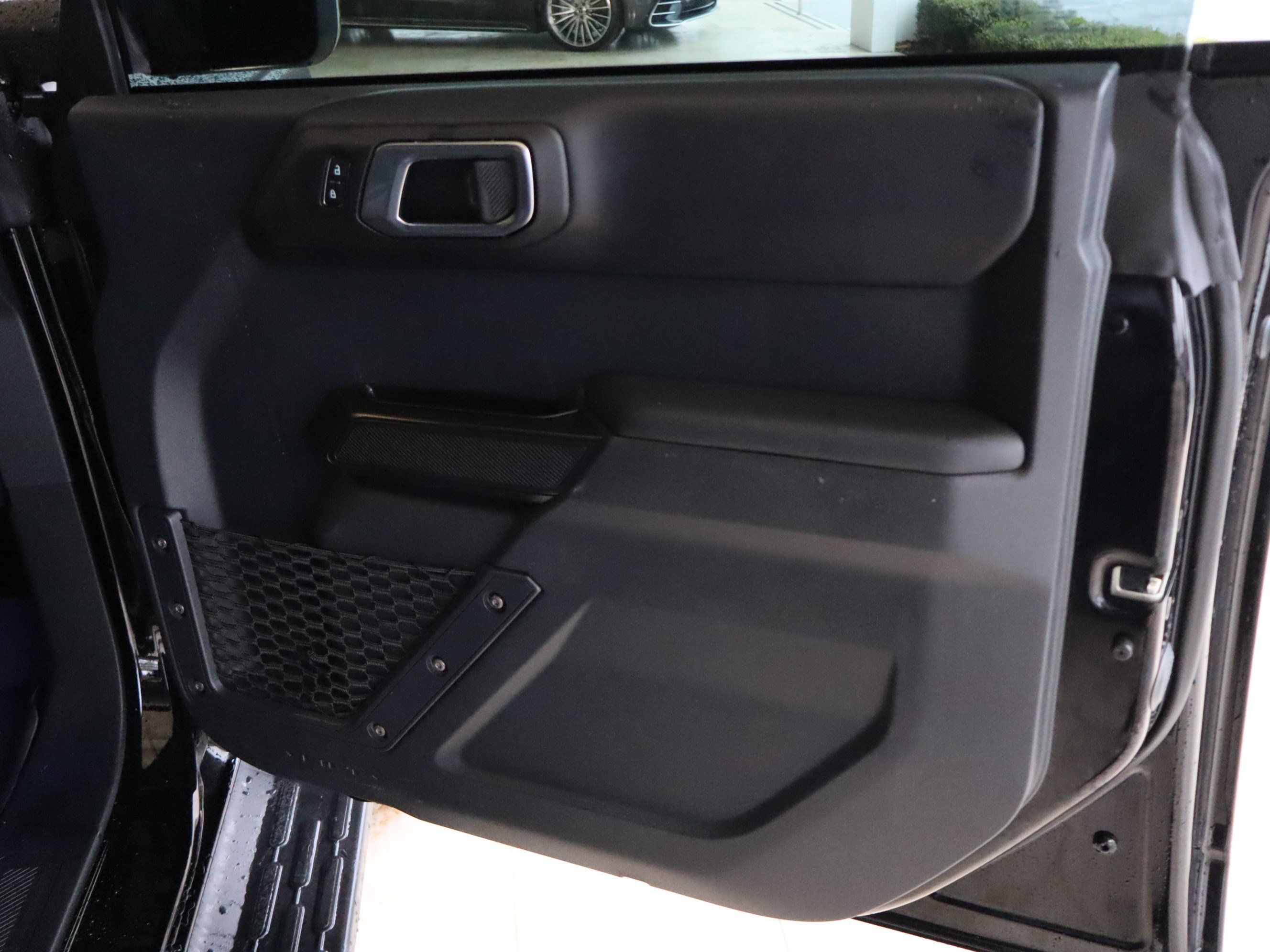 Used 2025 Ford Bronco Outer Banks w/ Matte Film Protection Package AWD/4WD image 38