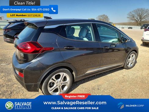 Used 2018 Chevrolet Bolt LT FWD image 4