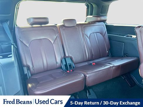 Used 2022 Ford Expedition Limited image 31