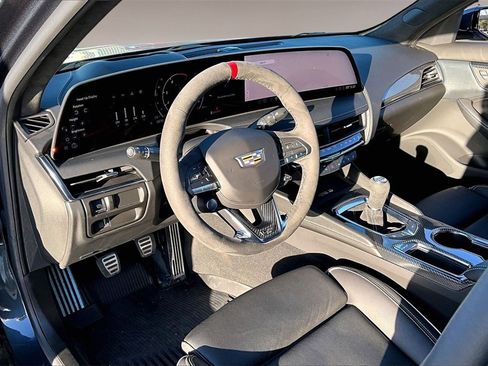 Certified 2025 Cadillac CT5 V Blackwing image 13