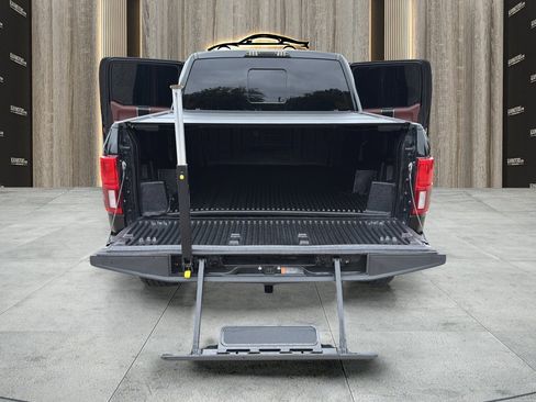 Used 2018 Ford F150 Platinum w/ Equipment Group 701A Luxury AWD/4WD image 28