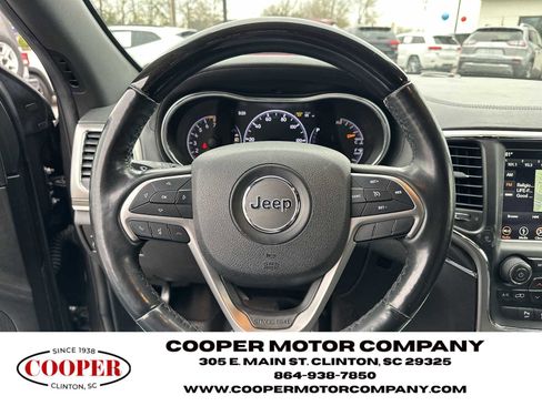 Used 2018 Jeep Grand Cherokee Overland image 28