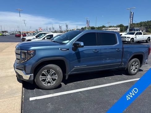 Used 2024 GMC Sierra 1500 SLE w/ X31 Off-Road Package AWD/4WD image 2