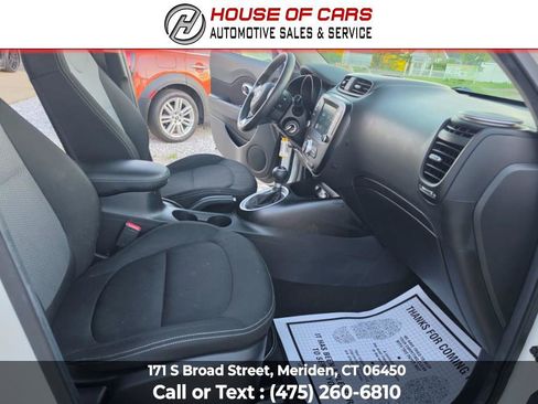 Used 2018 Kia Soul + FWD image 44