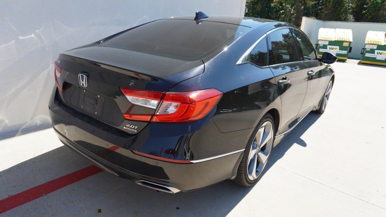 Used 2019 Honda Accord Touring image 5