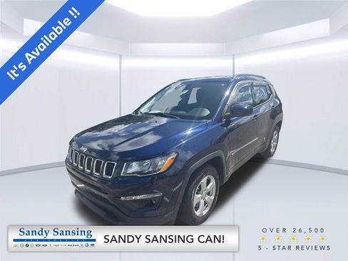 Used 2019 Jeep Compass Latitude w/ Popular Equipment Group FWD image 1