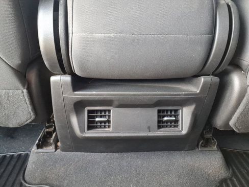 Used 2022 Chevrolet Silverado 1500 Custom image 14