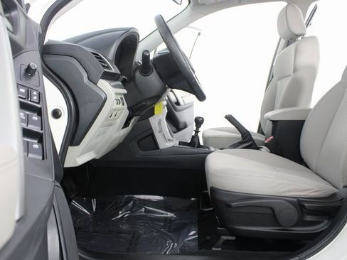 Used 2018 Subaru Forester 2.5i image 14