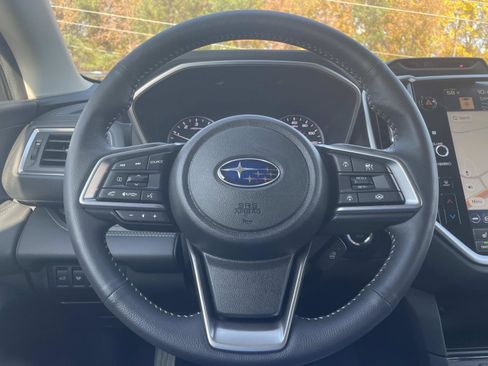 New 2025 Subaru Ascent Limited w/ Popular Package #1 image 18