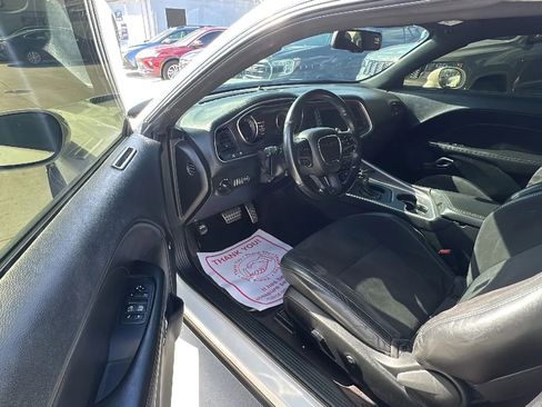 Used 2019 Dodge Challenger R/T Scat Pack w/ Widebody Package RWD image 9