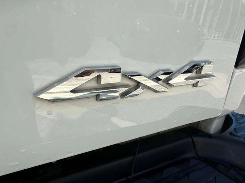 Used 2025 RAM 2500 Big Horn AWD/4WD image 15