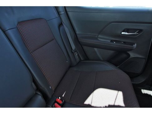 Certified 2025 Nissan Kicks SR FWD image 15