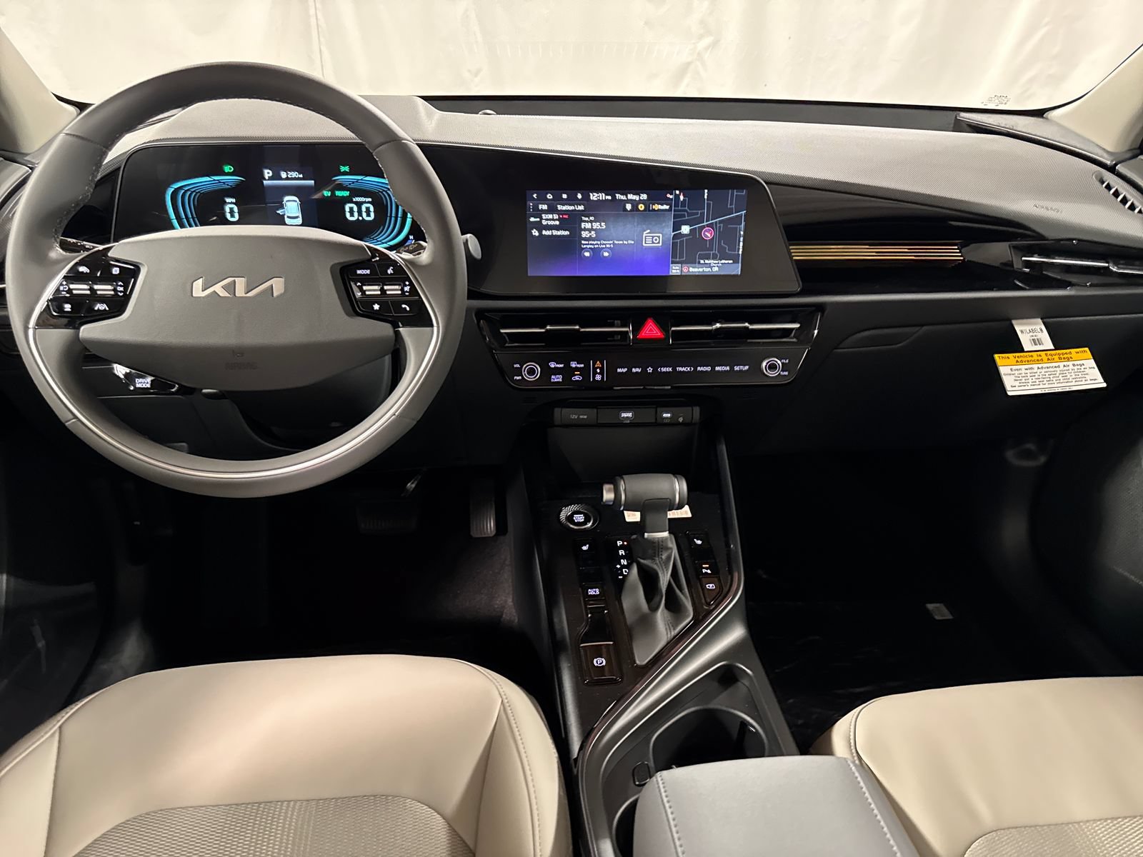 New 2026 Kia Niro EX FWD image 4