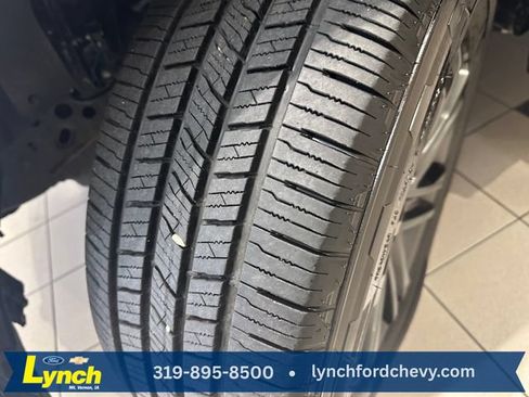 Used 2023 Ford F150 Lariat w/ Equipment Group 502A High AWD/4WD image 34