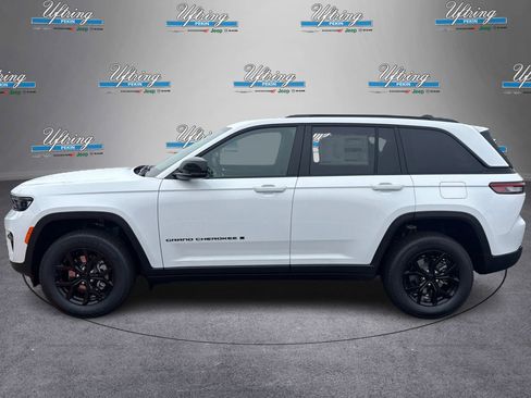 New 2025 Jeep Grand Cherokee 4WD image 6