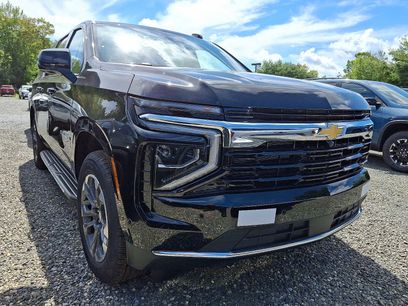 New 2025 Chevrolet Suburban LS
