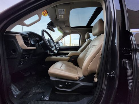 Used 2024 Ford Expedition Max Limited image 20