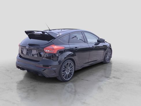 Used 2017 Ford Focus RS AWD/4WD image 8