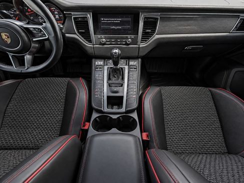 Used 2017 Porsche Macan GTS AWD/4WD image 15