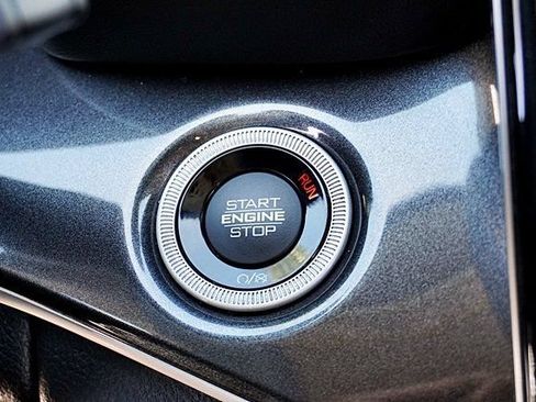 Used 2023 Jeep Grand Cherokee L Laredo RWD image 31