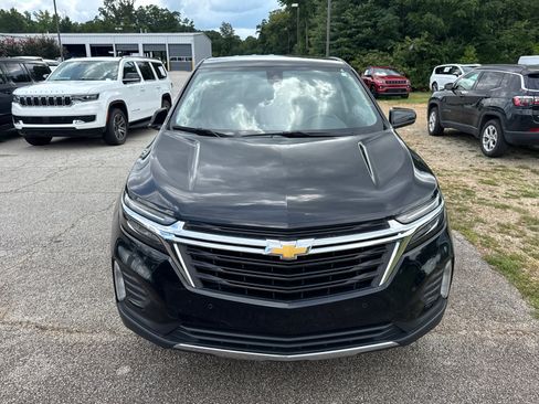 Used 2024 Chevrolet Equinox LT AWD/4WD image 2