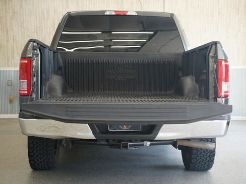 Used 2017 Ford F150 XLT RWD image 39